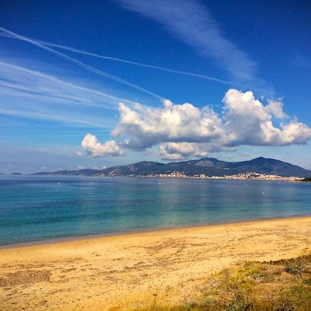 Grand T2 Standing Ajaccio Proche Centre Et Plages Vue Panoramique Parking Prive 외부 사진